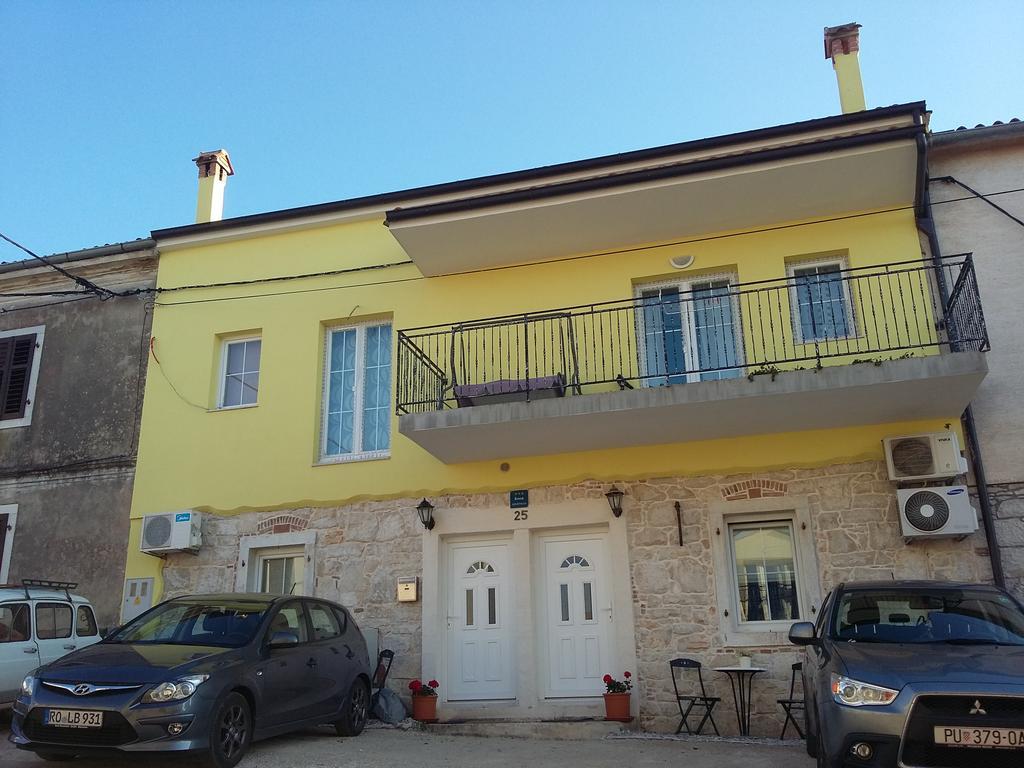 Apartment Alba Funtana Exterior foto